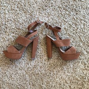 Steve Madden Suede Camel Pumps